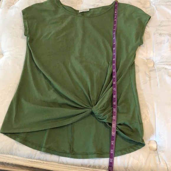Elegantees size xs green top - Picture 4 of 6